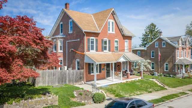 321 WALNUT ST, Spring City, PA 19475