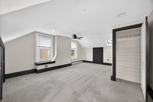 321 WALNUT ST, Spring City, PA 19475