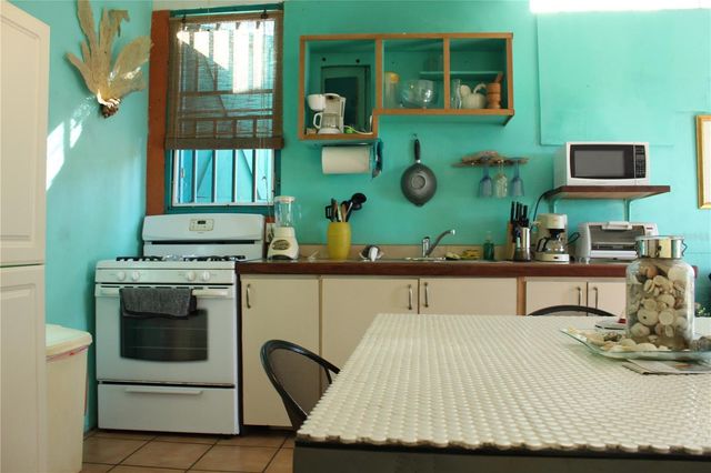 15 BIRD'S NEST STUDIOS, Vieques, PR 00765