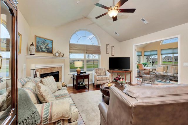 2107 E MILESTONE DRIVE, Appleton, WI 54913