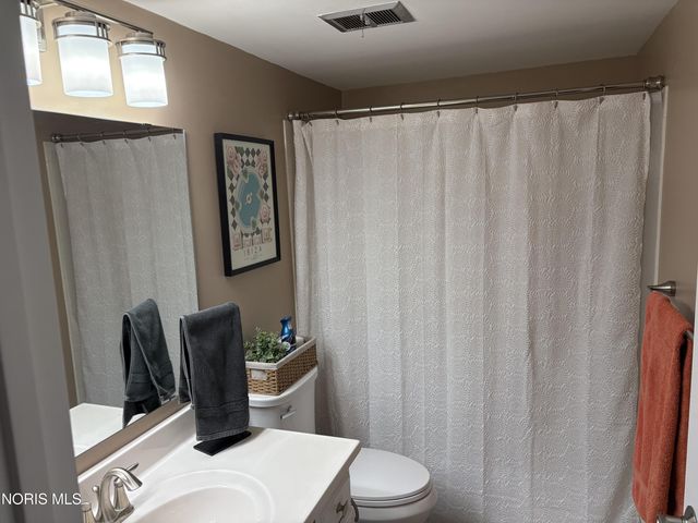 5679 Monroe Street, Building 3 Unit 702, Sylvania, OH 43560