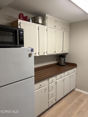 5679 Monroe Street, Building 3 Unit 702, Sylvania, OH 43560