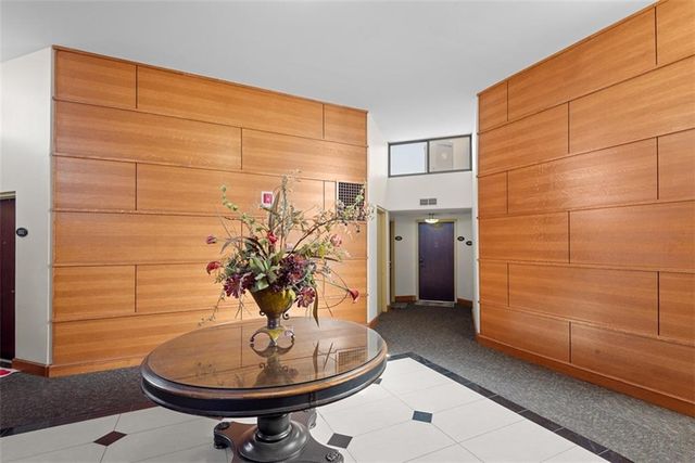 3838 Rainbow Boulevard 1501, Kansas City, KS 66103