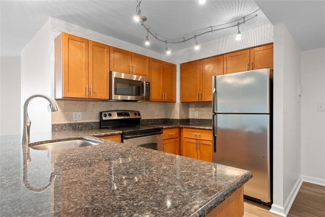 3838 Rainbow Boulevard 1501, Kansas City, KS 66103