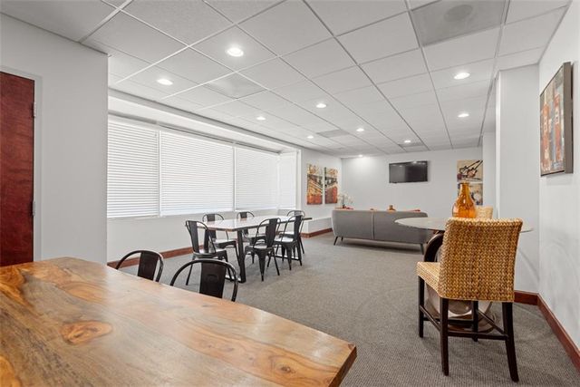 3838 Rainbow Boulevard 1501, Kansas City, KS 66103