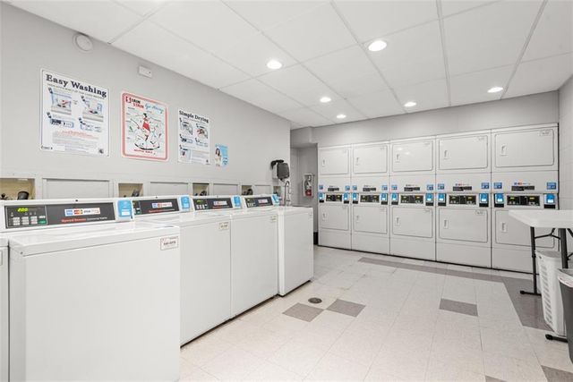 3838 Rainbow Boulevard 1501, Kansas City, KS 66103