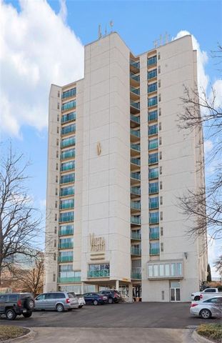 3838 Rainbow Boulevard 1501, Kansas City, KS 66103