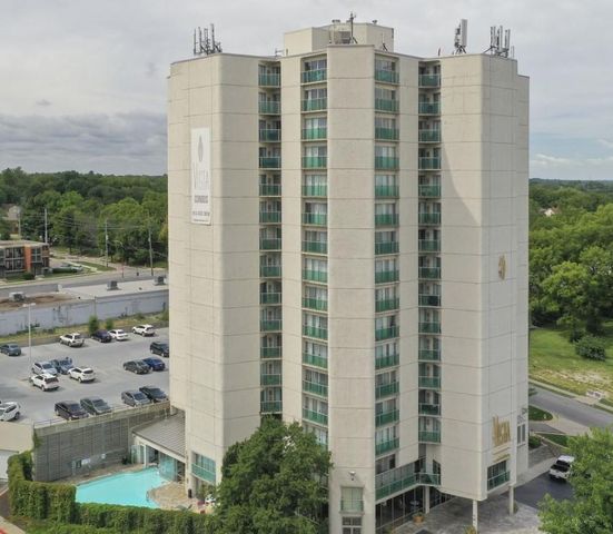 3838 Rainbow Boulevard 1501, Kansas City, KS 66103