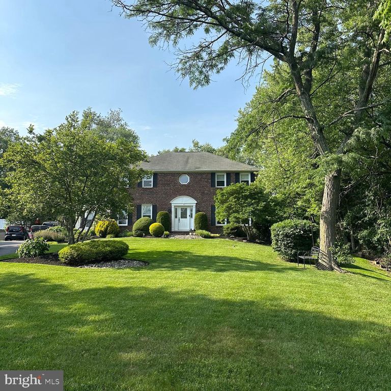 82 BLUE FOX LANE, Richboro, PA 18954
