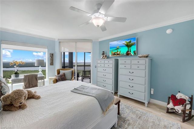 1060 BORGHESE LN 1404, Naples, FL 34114
