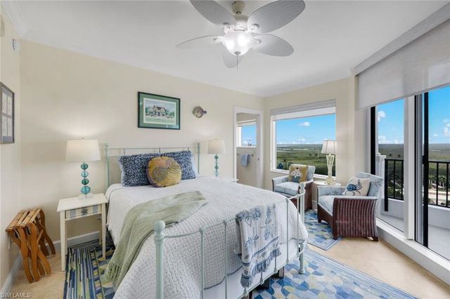 1060 BORGHESE LN 1404, Naples, FL 34114