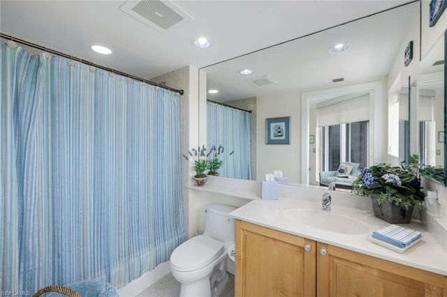 1060 BORGHESE LN 1404, Naples, FL 34114