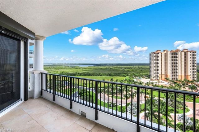 1060 BORGHESE LN 1404, Naples, FL 34114