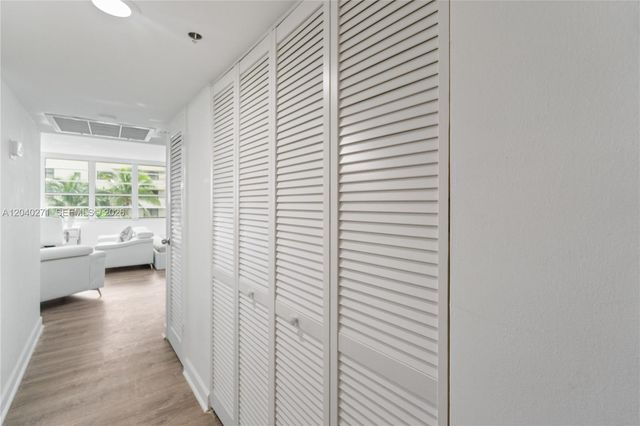 100 Lincoln Rd 538, Miami Beach, FL 33139