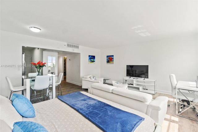 100 Lincoln Rd 538, Miami Beach, FL 33139