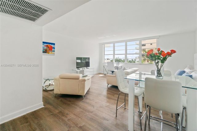 100 Lincoln Rd 538, Miami Beach, FL 33139