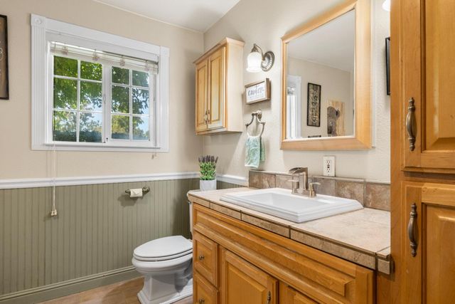 6842 Shaw Ln, Lincoln, CA 95648