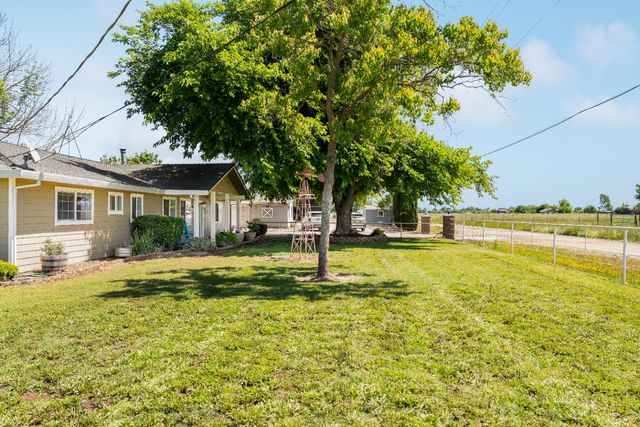 6842 Shaw Ln, Lincoln, CA 95648