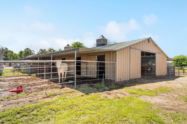 6842 Shaw Ln, Lincoln, CA 95648