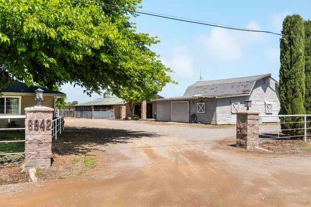 6842 Shaw Ln, Lincoln, CA 95648