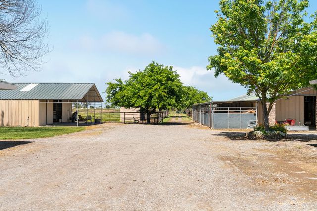 6842 Shaw Ln, Lincoln, CA 95648