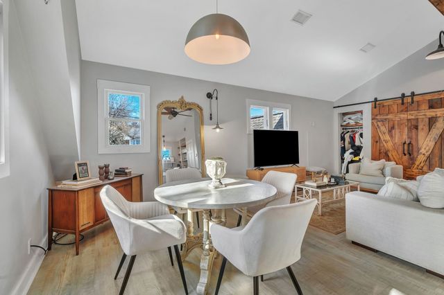 1711 Sherwood Ln, Nashville, TN 37216