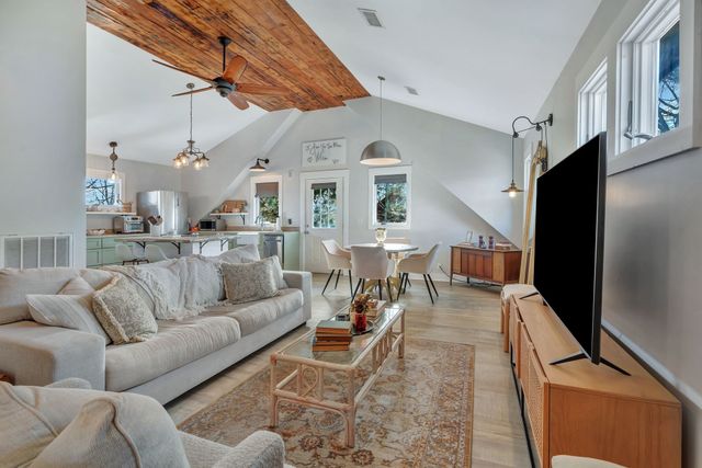 1711 Sherwood Ln, Nashville, TN 37216