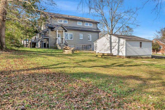 1711 Sherwood Ln, Nashville, TN 37216