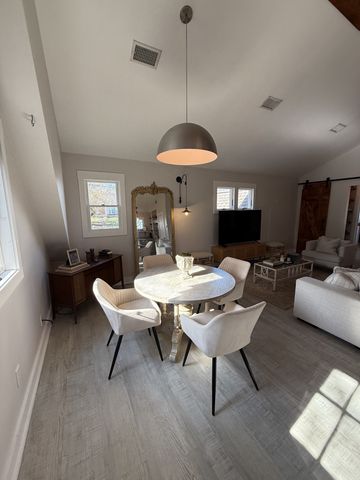 1711 Sherwood Ln, Nashville, TN 37216