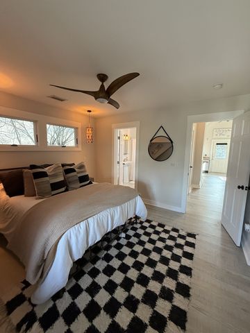 1711 Sherwood Ln, Nashville, TN 37216