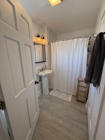 1711 Sherwood Ln, Nashville, TN 37216