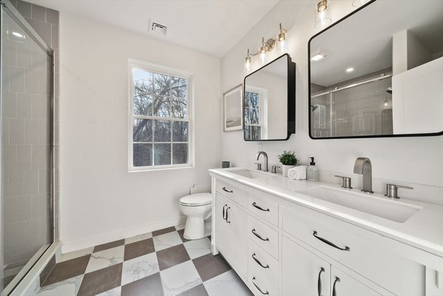 441 Old County Rd, Westport, MA 02790