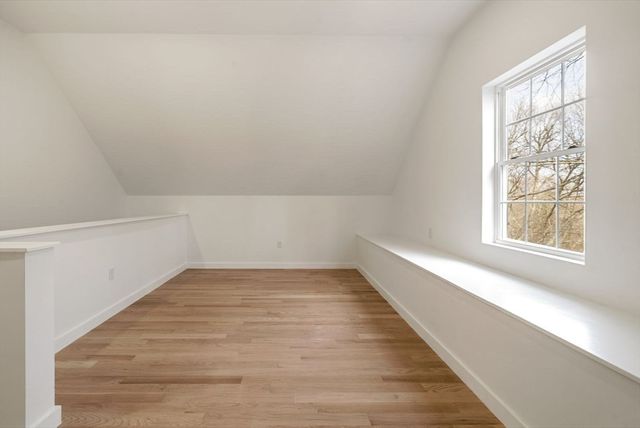 441 Old County Rd, Westport, MA 02790