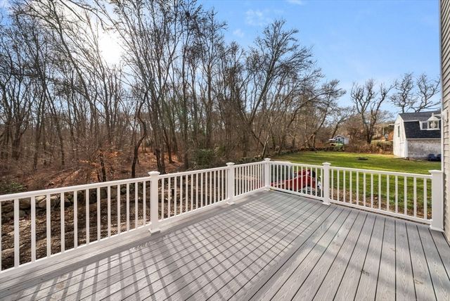 441 Old County Rd, Westport, MA 02790