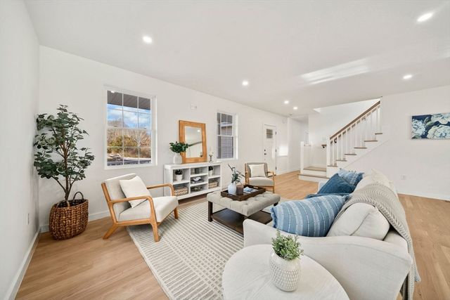 441 Old County Rd, Westport, MA 02790