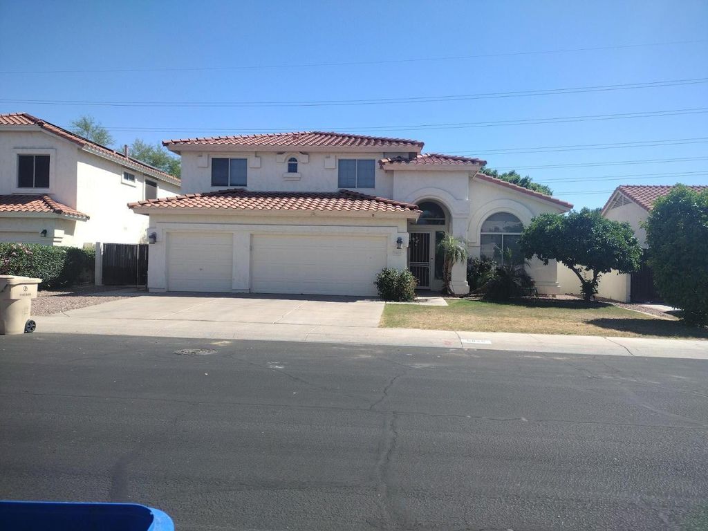5825 W Wethersfield Drive, Glendale, AZ 85304