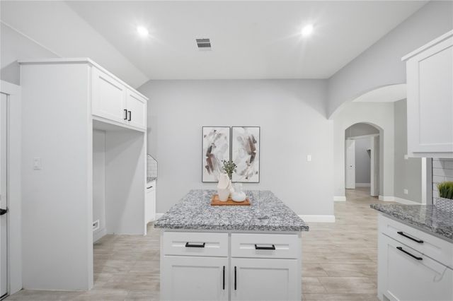 5014 E Meadow Drive, Deer Park, TX 77536