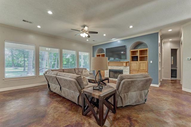 9102 Marshall Court, Magnolia, TX 77354