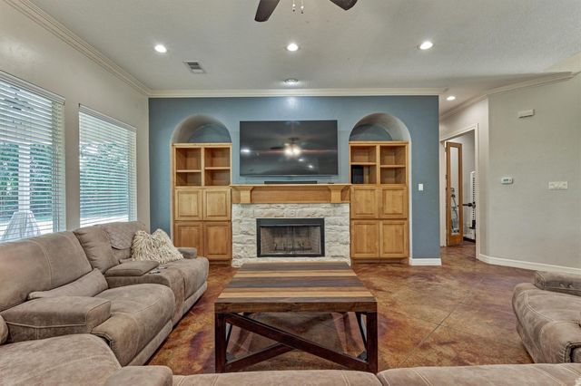 9102 Marshall Court, Magnolia, TX 77354