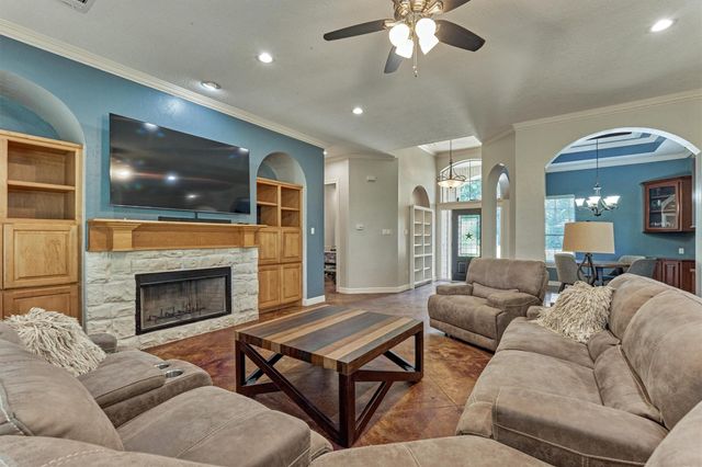 9102 Marshall Court, Magnolia, TX 77354
