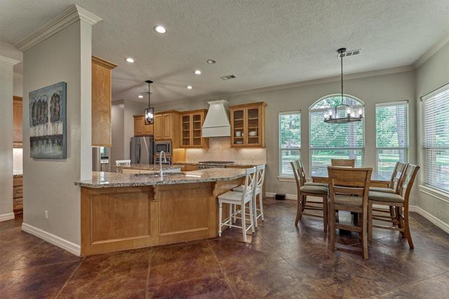 9102 Marshall Court, Magnolia, TX 77354