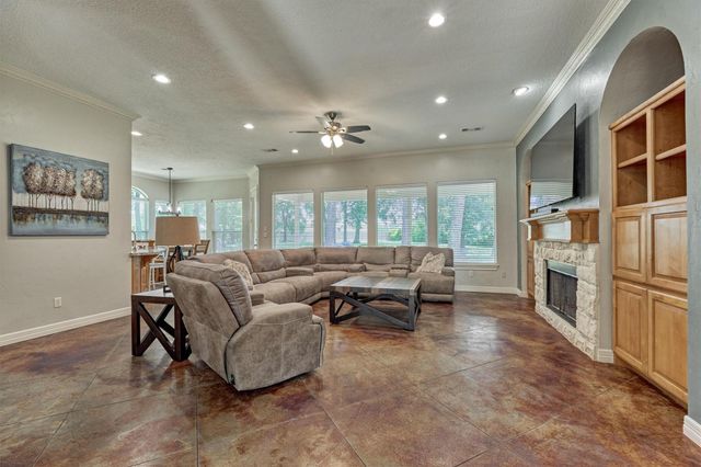 9102 Marshall Court, Magnolia, TX 77354