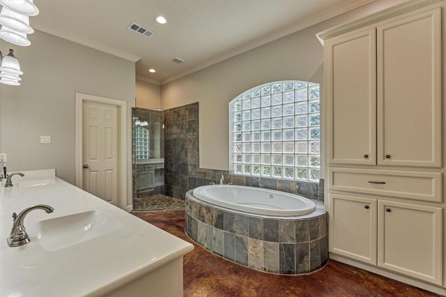 9102 Marshall Court, Magnolia, TX 77354