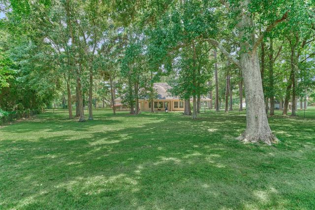 9102 Marshall Court, Magnolia, TX 77354