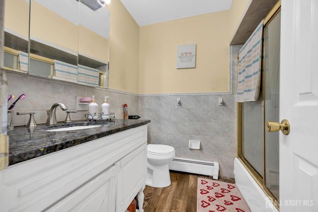 26 Nancy Lane, Piscataway, NJ 08854