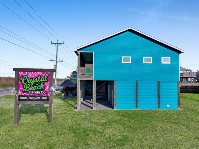 2570 Highway 87, Crystal Beach, TX 77650