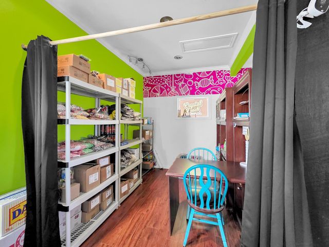 2570 Highway 87, Crystal Beach, TX 77650