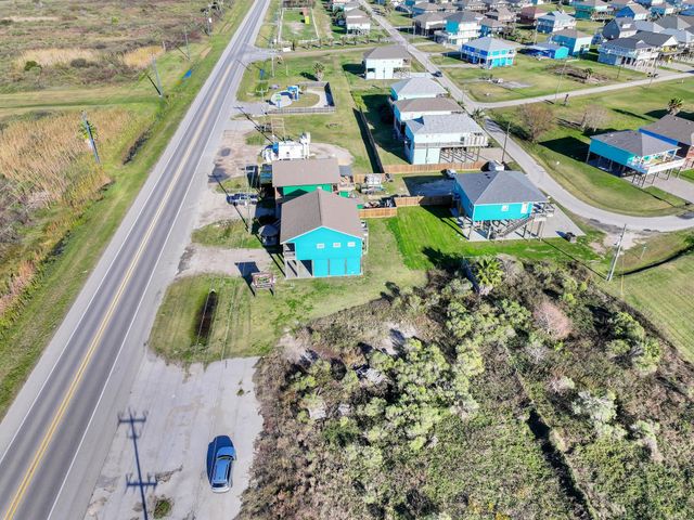 2570 Highway 87, Crystal Beach, TX 77650