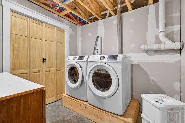 2158 Route 108 S, Cambridge, VT 05464