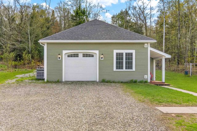 2158 Route 108 S, Cambridge, VT 05464